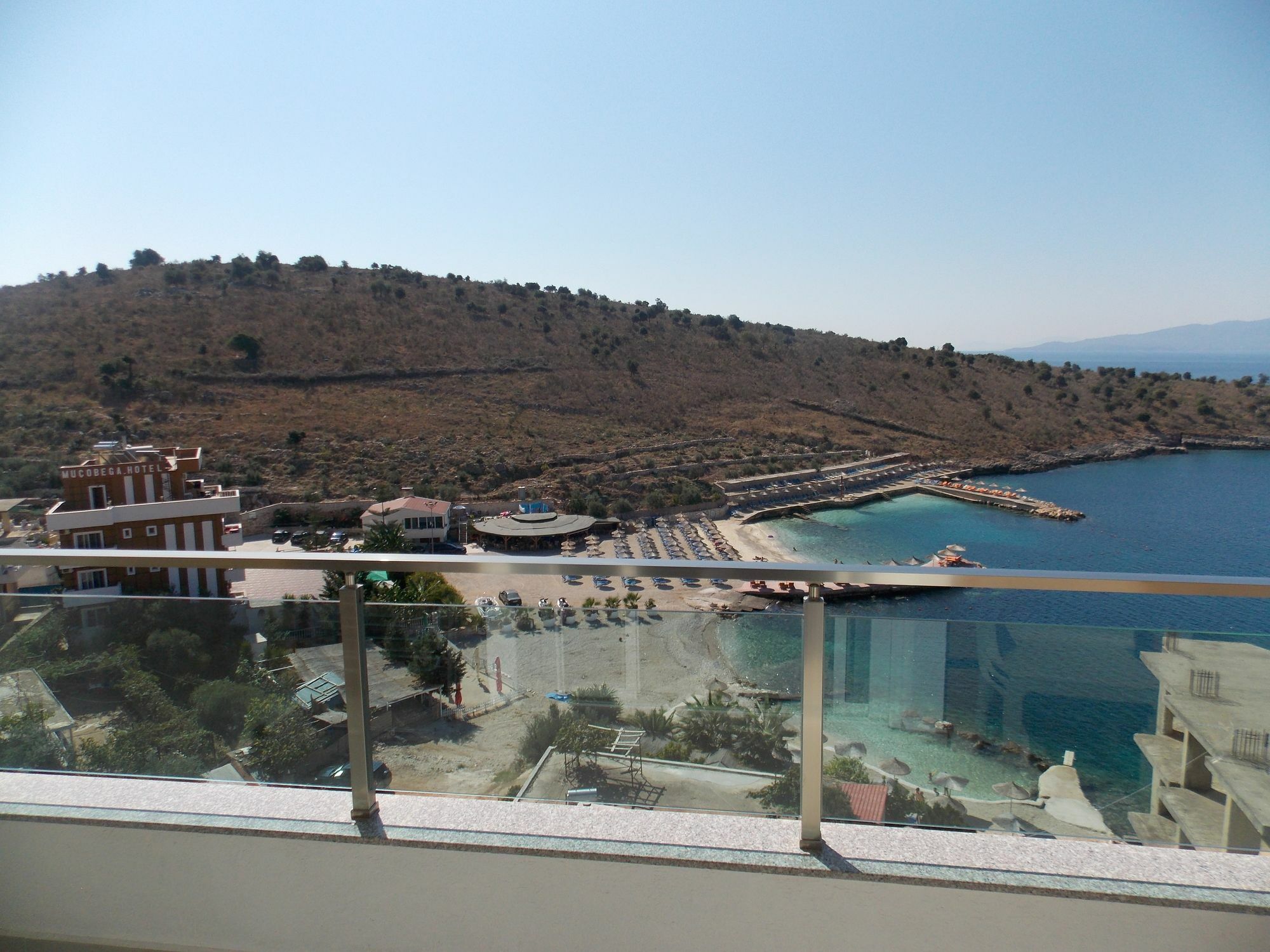 Mucobega Hotel 2 Sarande Bagian luar foto