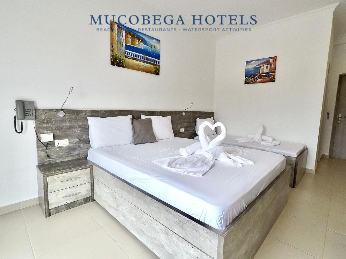 Mucobega Hotel 2 Sarande Bagian luar foto