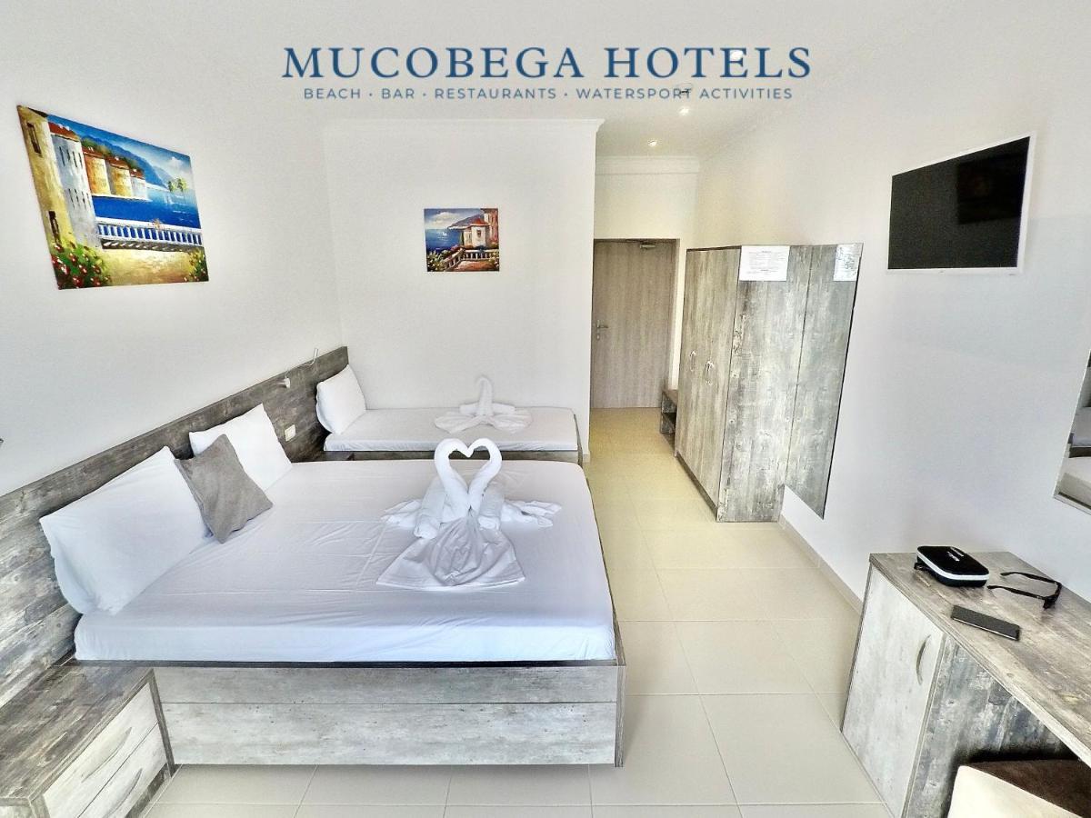 Mucobega Hotel 2 Sarande Bagian luar foto